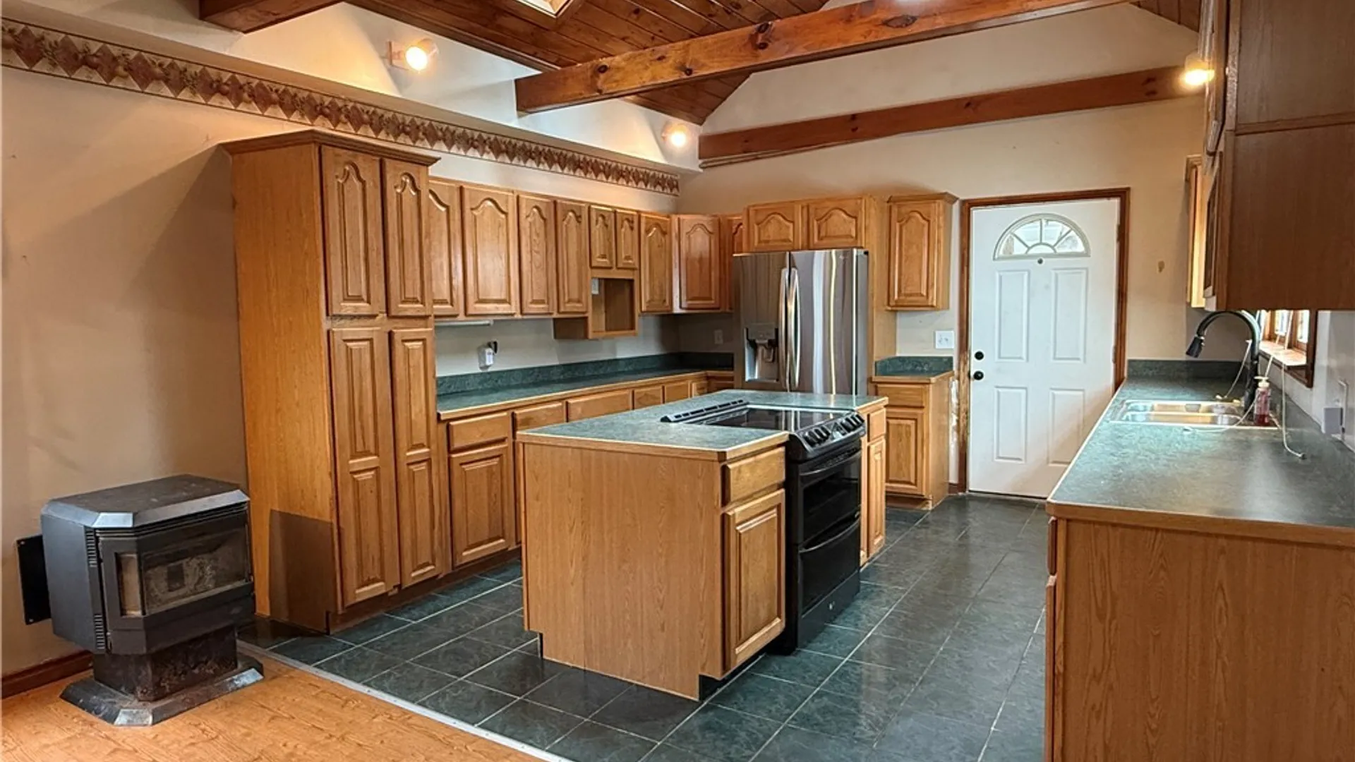 Property at 132 2nd Street, Rome, NY 13440 6