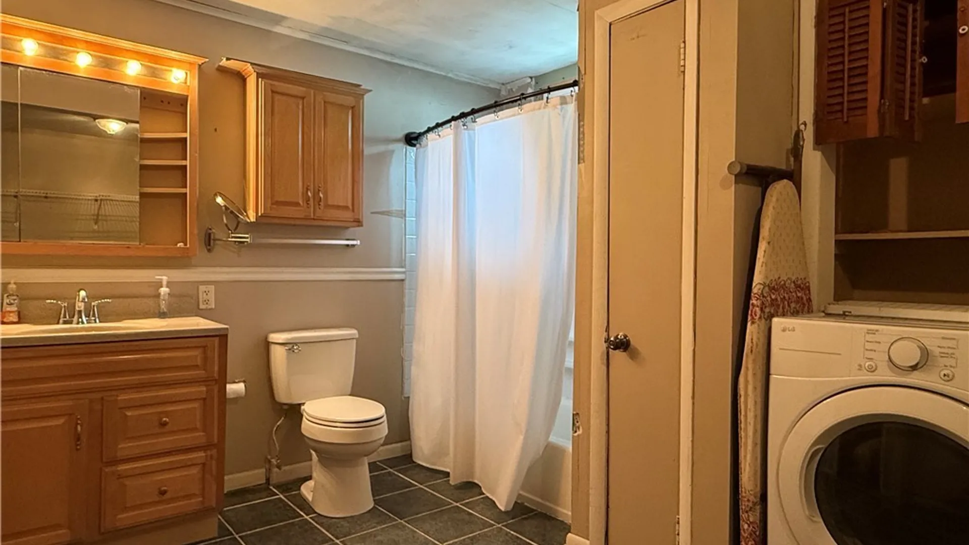 Property at 132 2nd Street, Rome, NY 13440 13