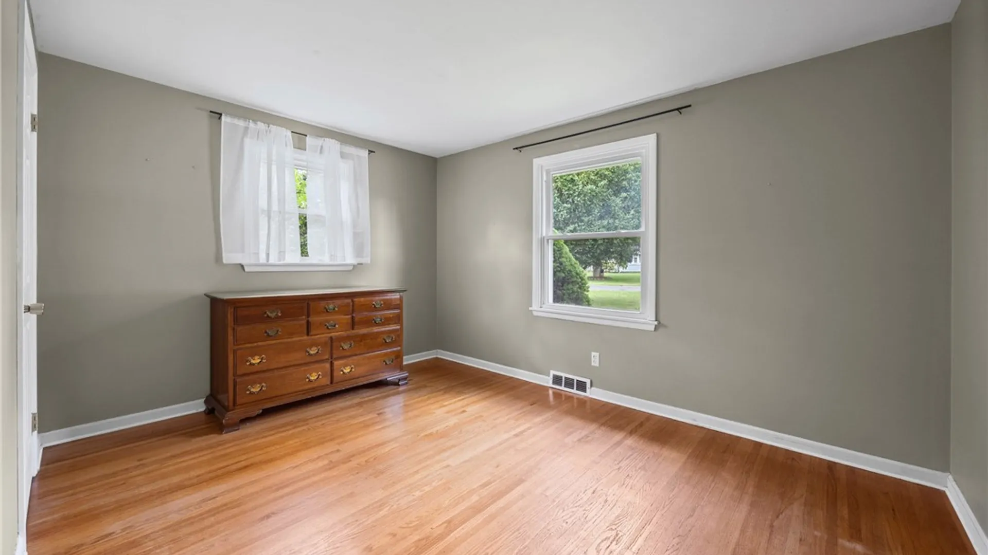 Property at 265 Woodruff Drive, Webster, NY 14580 14