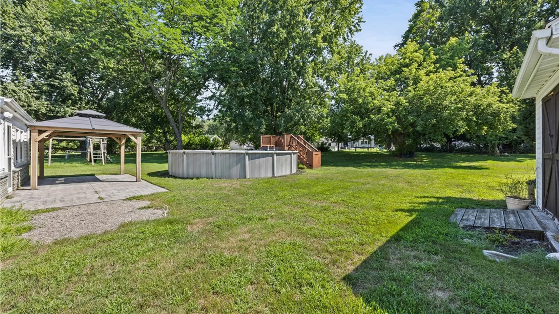 Property at 265 Woodruff Drive, Webster, NY 14580 38