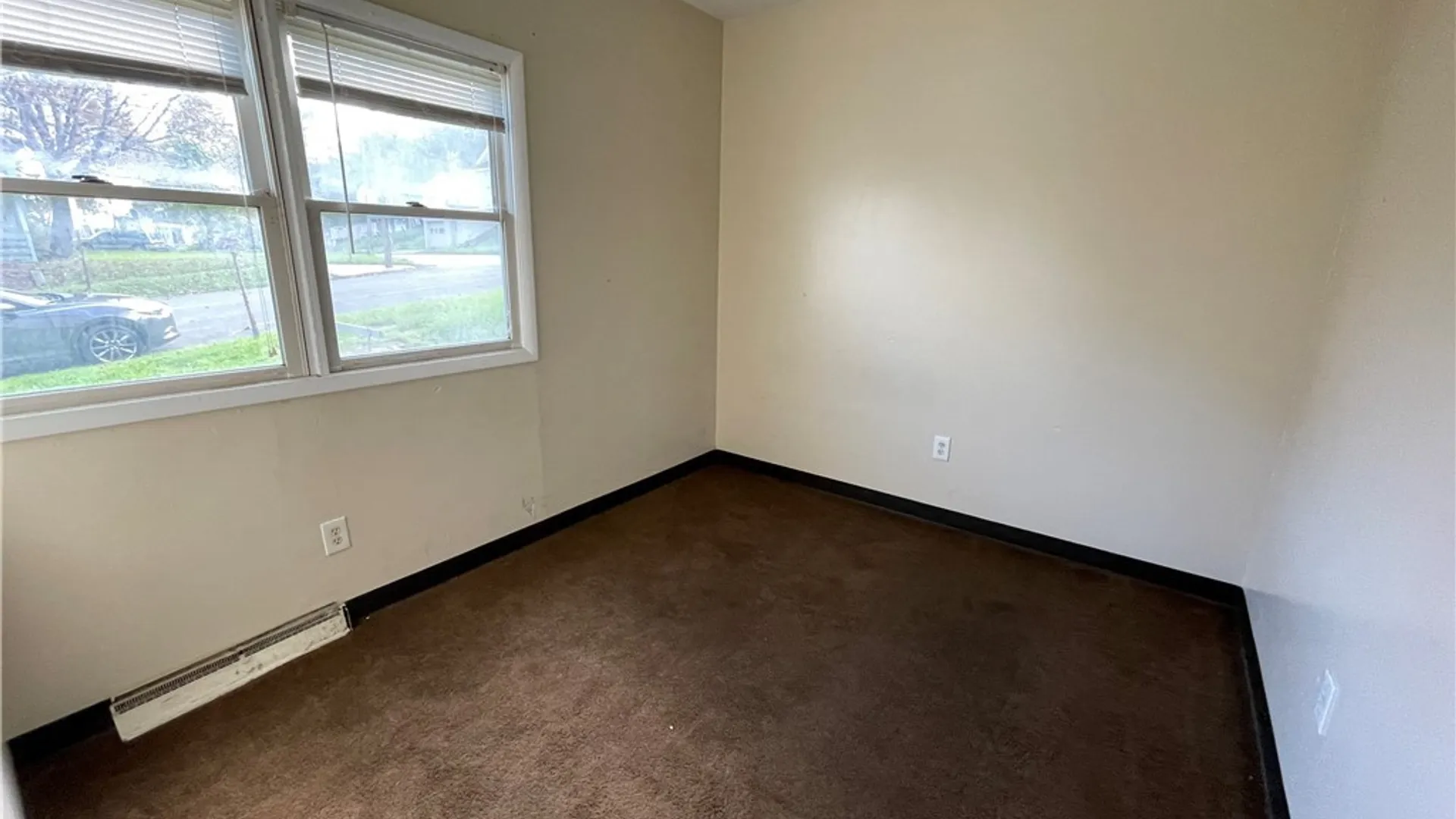 Property at 228 Duane Street, Syracuse, NY 13207 4
