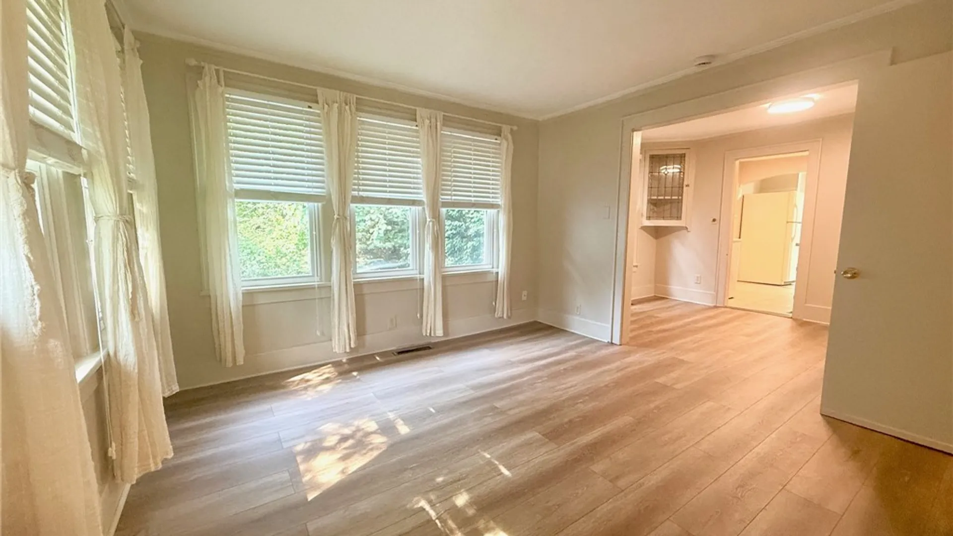 Property at 5156 Saint Paul Boulevard, Irondequoit, NY 14617 22