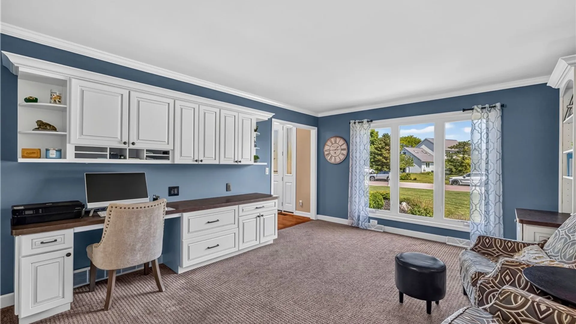 Property at 6090 Meadow Lakes Drive, Clarence, NY 14051 6