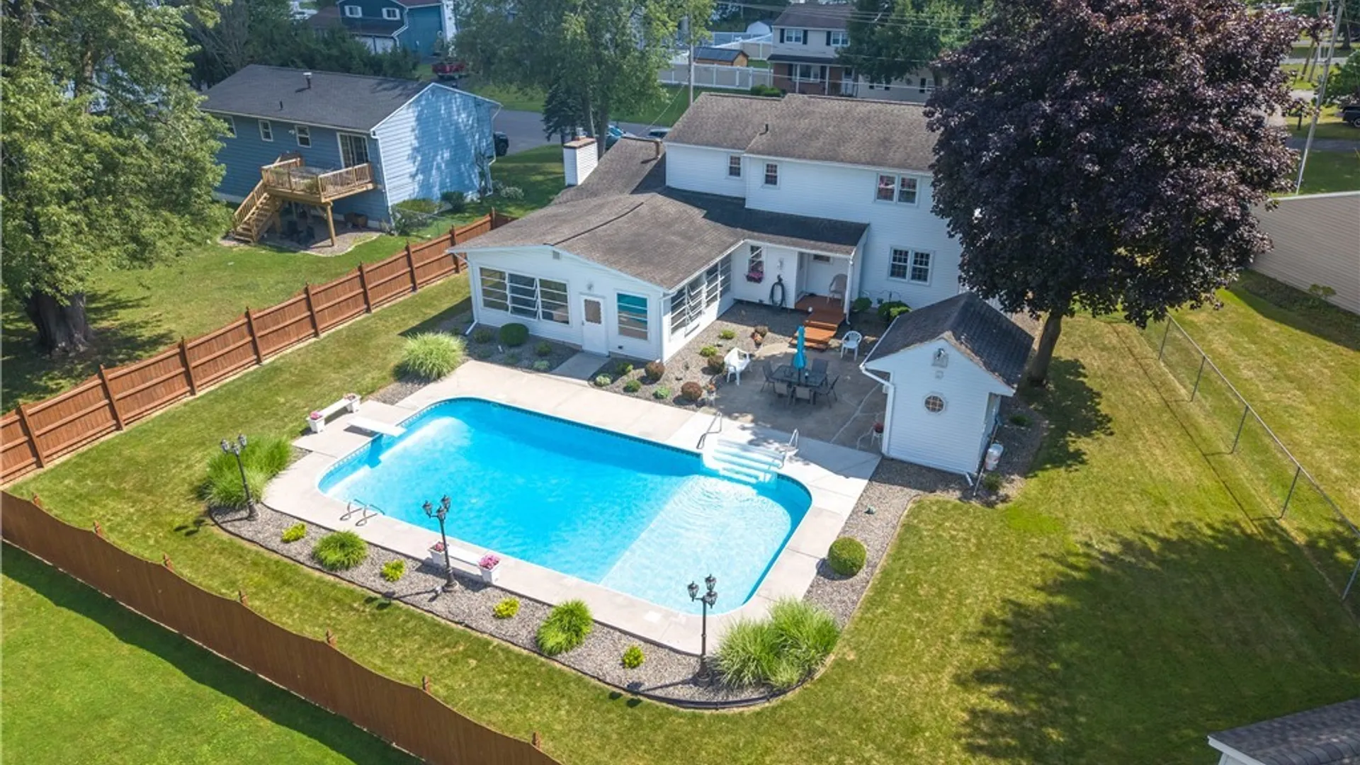 Property at 8025 Trina Circle, Clay, NY 13041 4