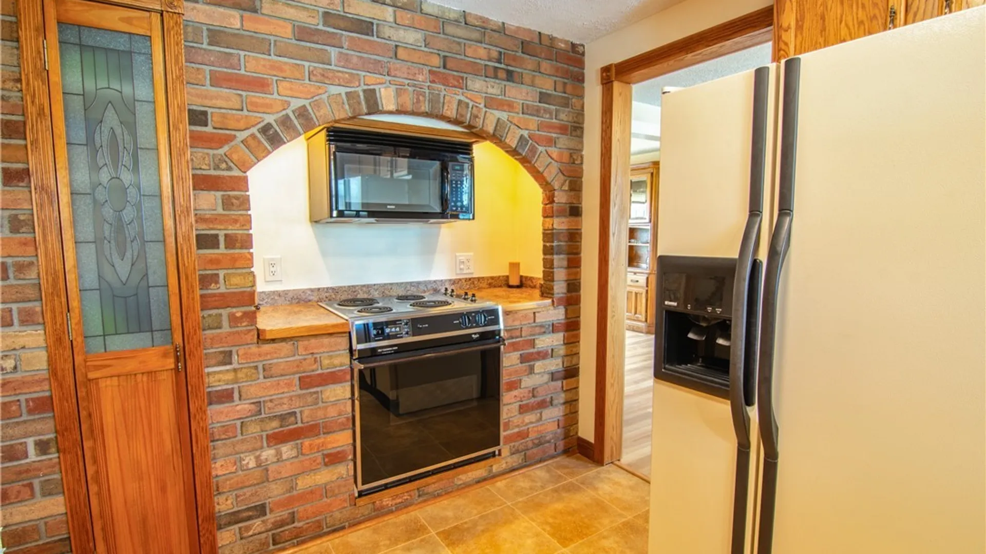 Property at 8025 Trina Circle, Clay, NY 13041 25