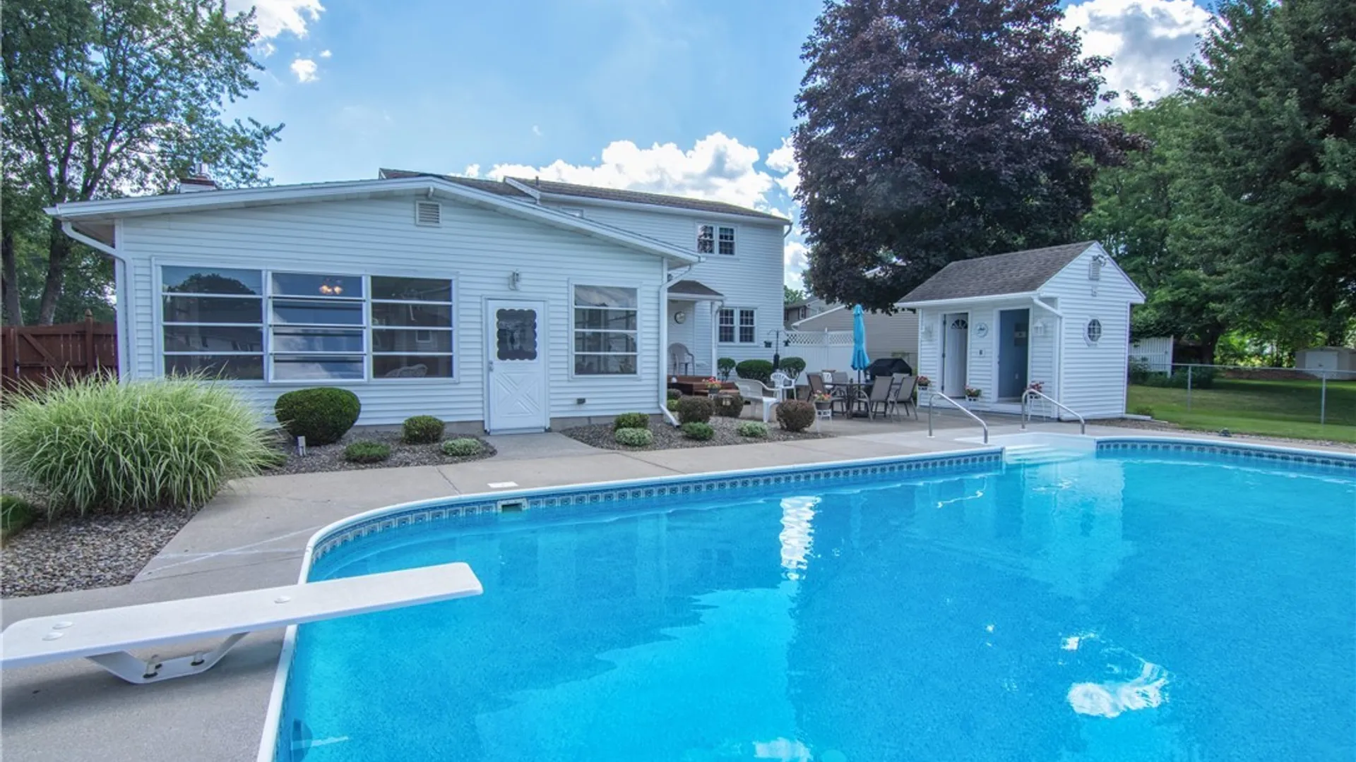 Property at 8025 Trina Circle, Clay, NY 13041 38