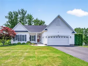 Property at 29 Country Creek Lane, Parma, NY 14468