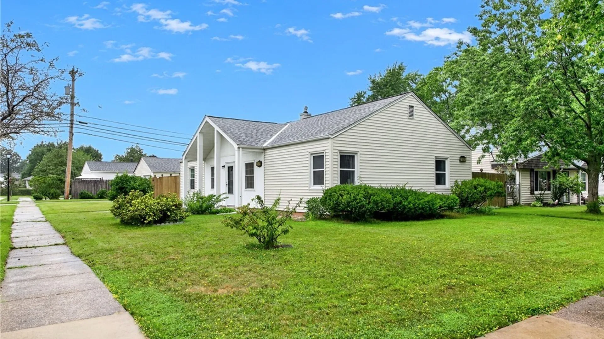 Property at 548 Loretta Street, Tonawanda, NY 14150 5