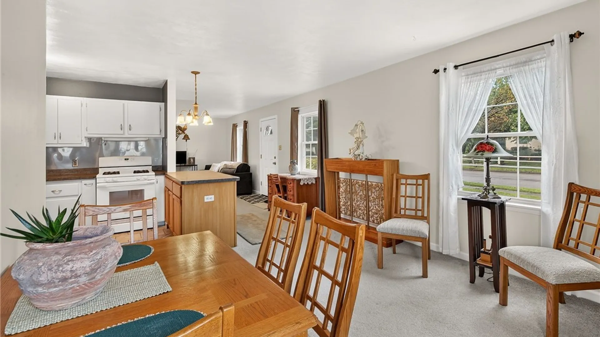 Property at 548 Loretta Street, Tonawanda, NY 14150 13