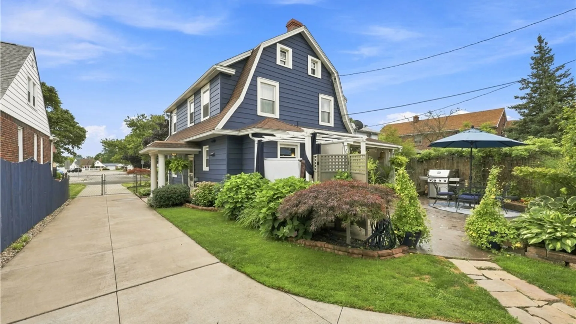 Property at 64 Mapleview Road, Cheektowaga, NY 14225 4