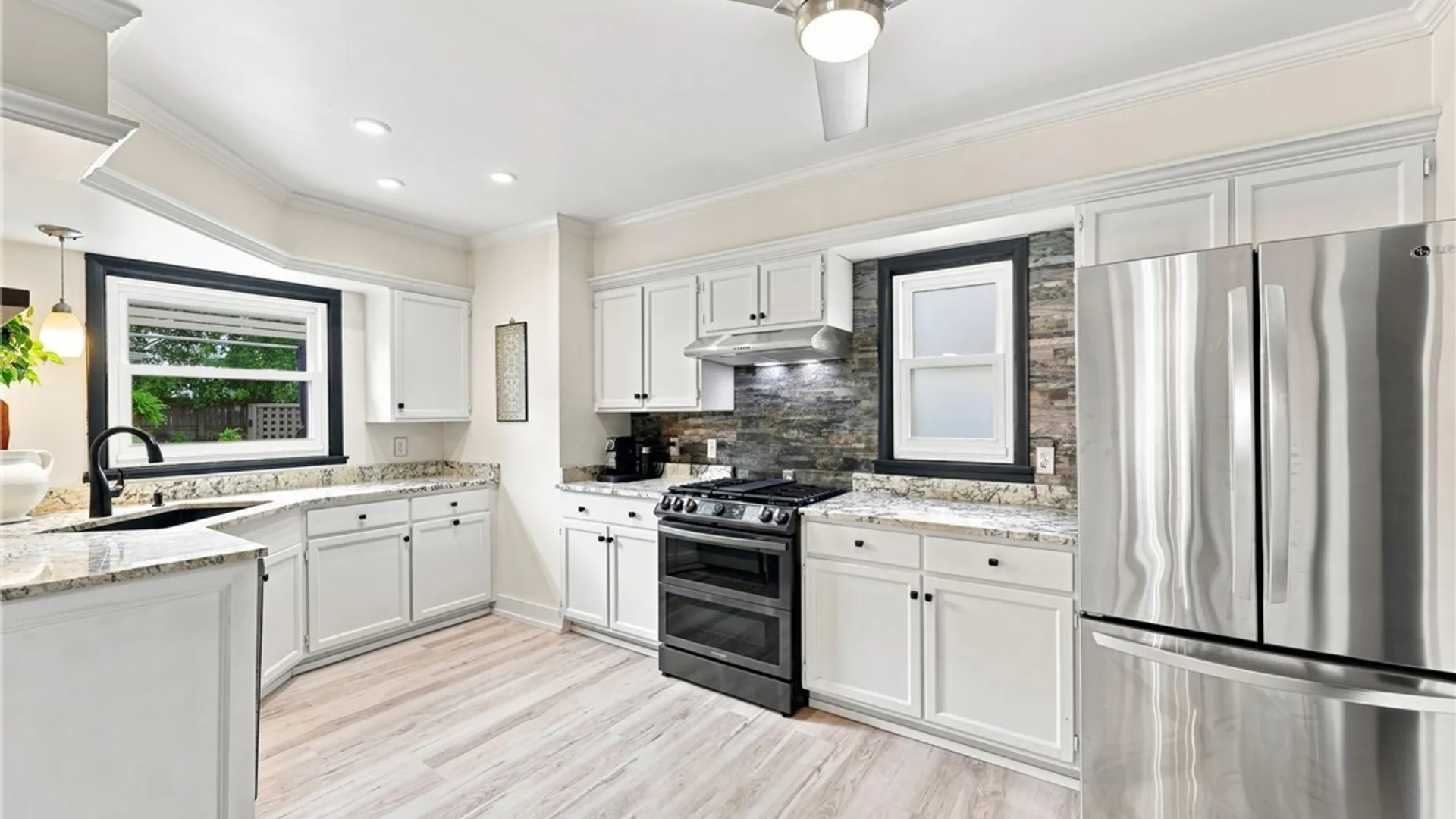 Property at 64 Mapleview Road, Cheektowaga, NY 14225 22