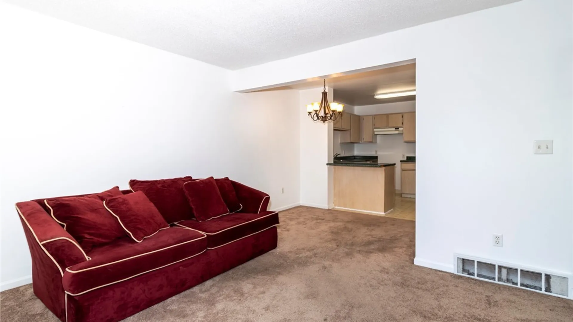 Property at 117 Delmar Mitchell Drive, Buffalo, NY 14204 16