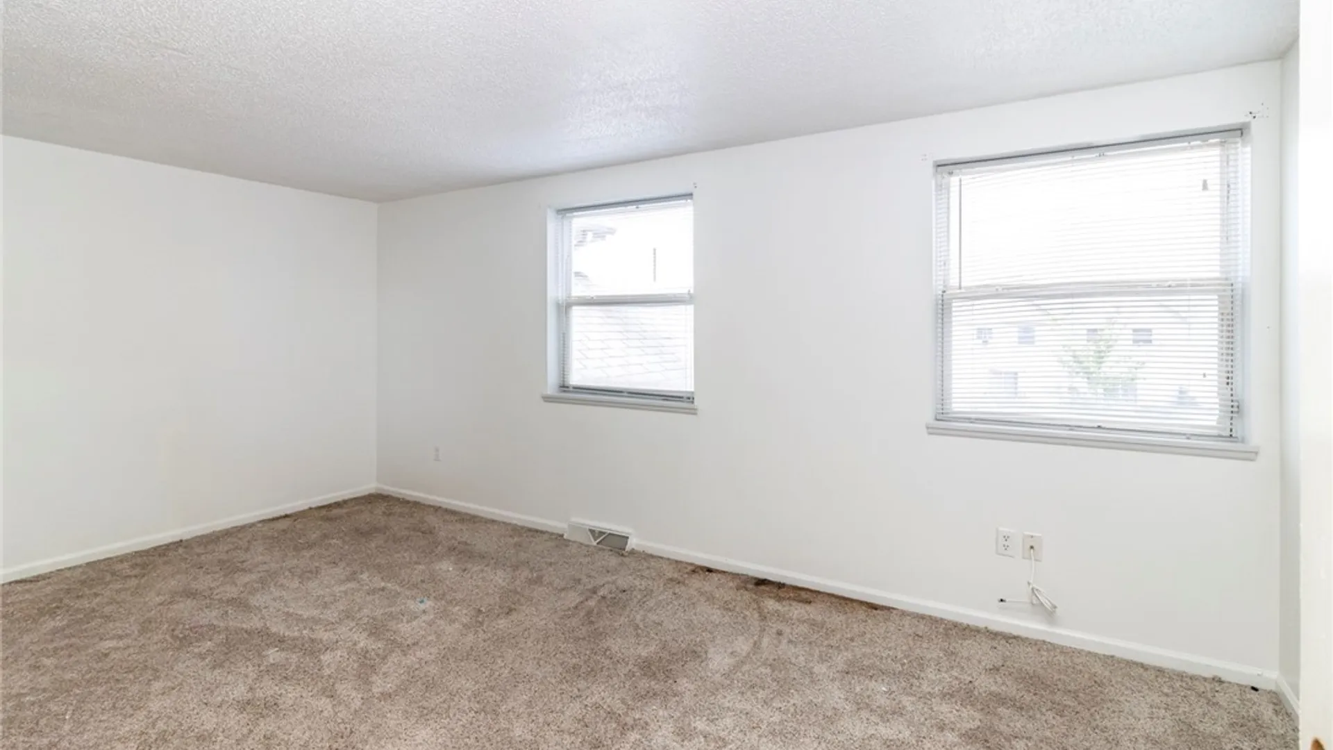 Property at 117 Delmar Mitchell Drive, Buffalo, NY 14204 31