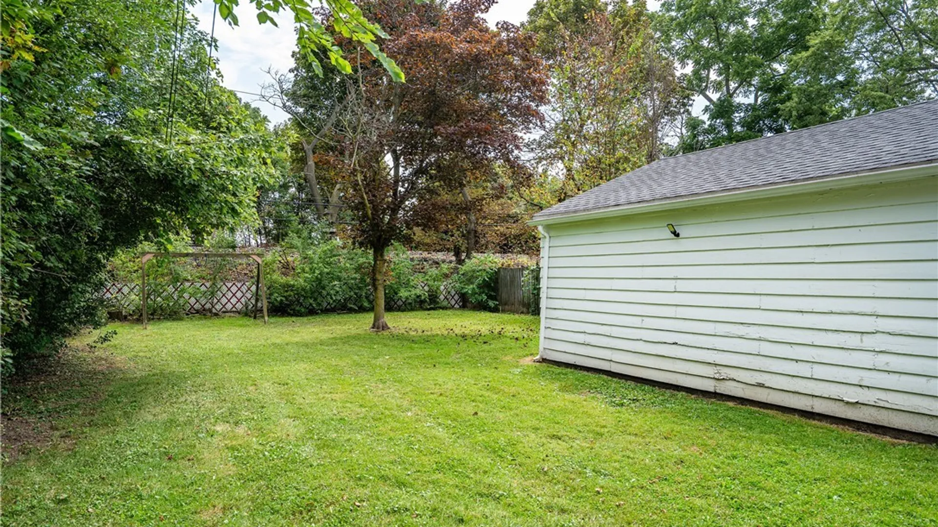 Property at 498 Linden Avenue, Buffalo, NY 14216 26