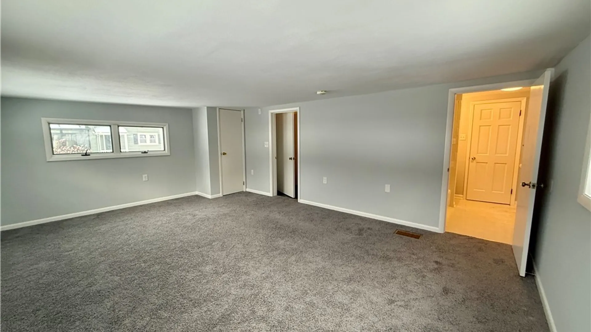 Property at 223 Cleveland Boulevard, Manlius, NY 13066 45