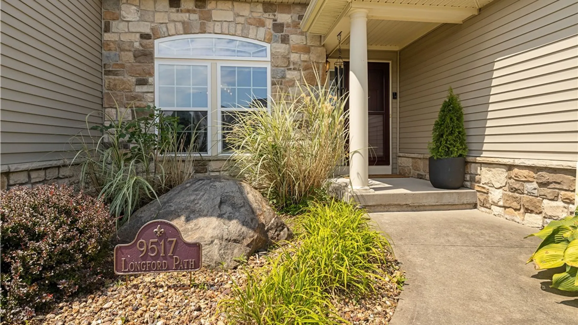 Property at 9517 Longford Path, Cicero, NY 13029 3