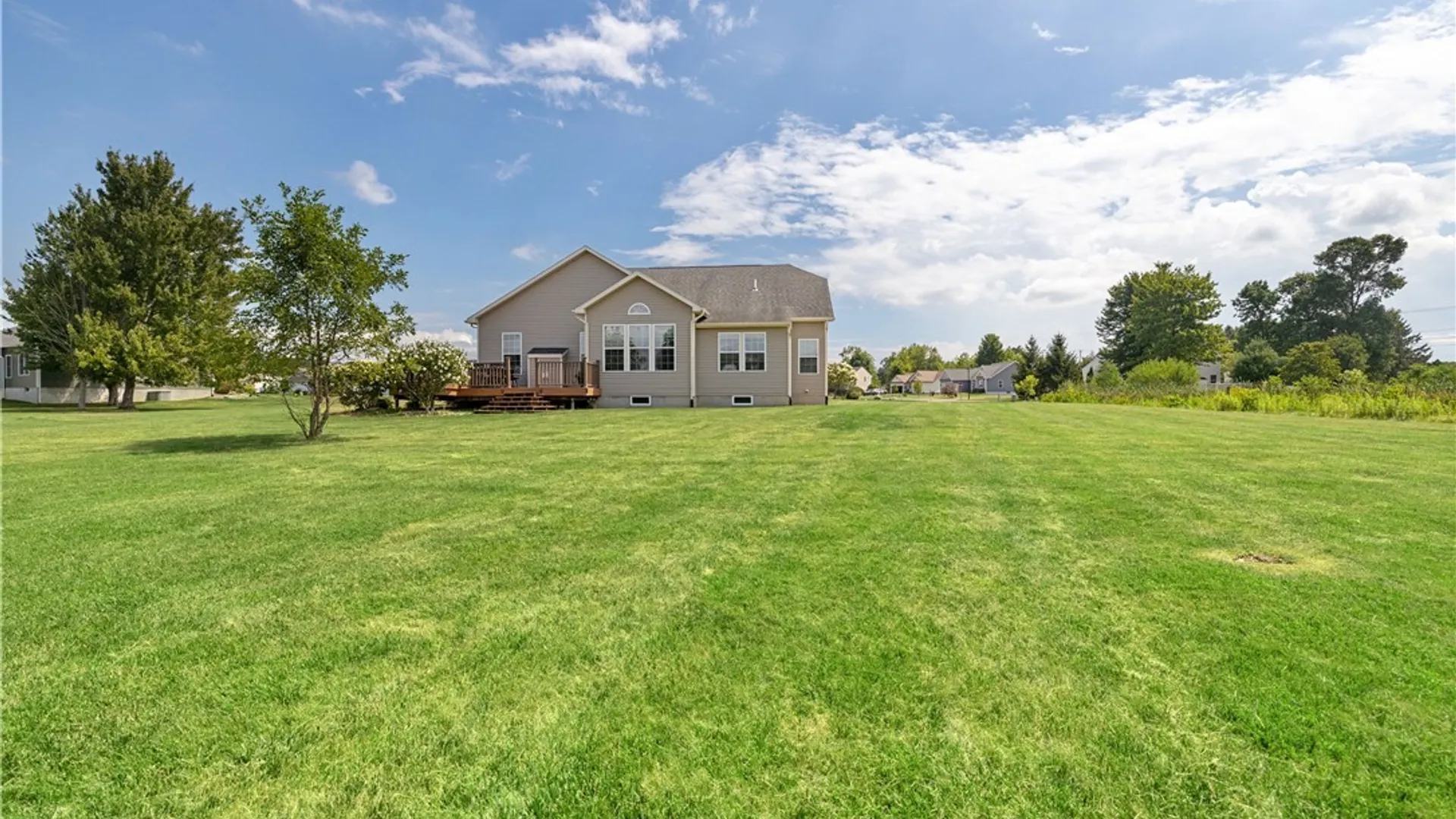Property at 9517 Longford Path, Cicero, NY 13029 40
