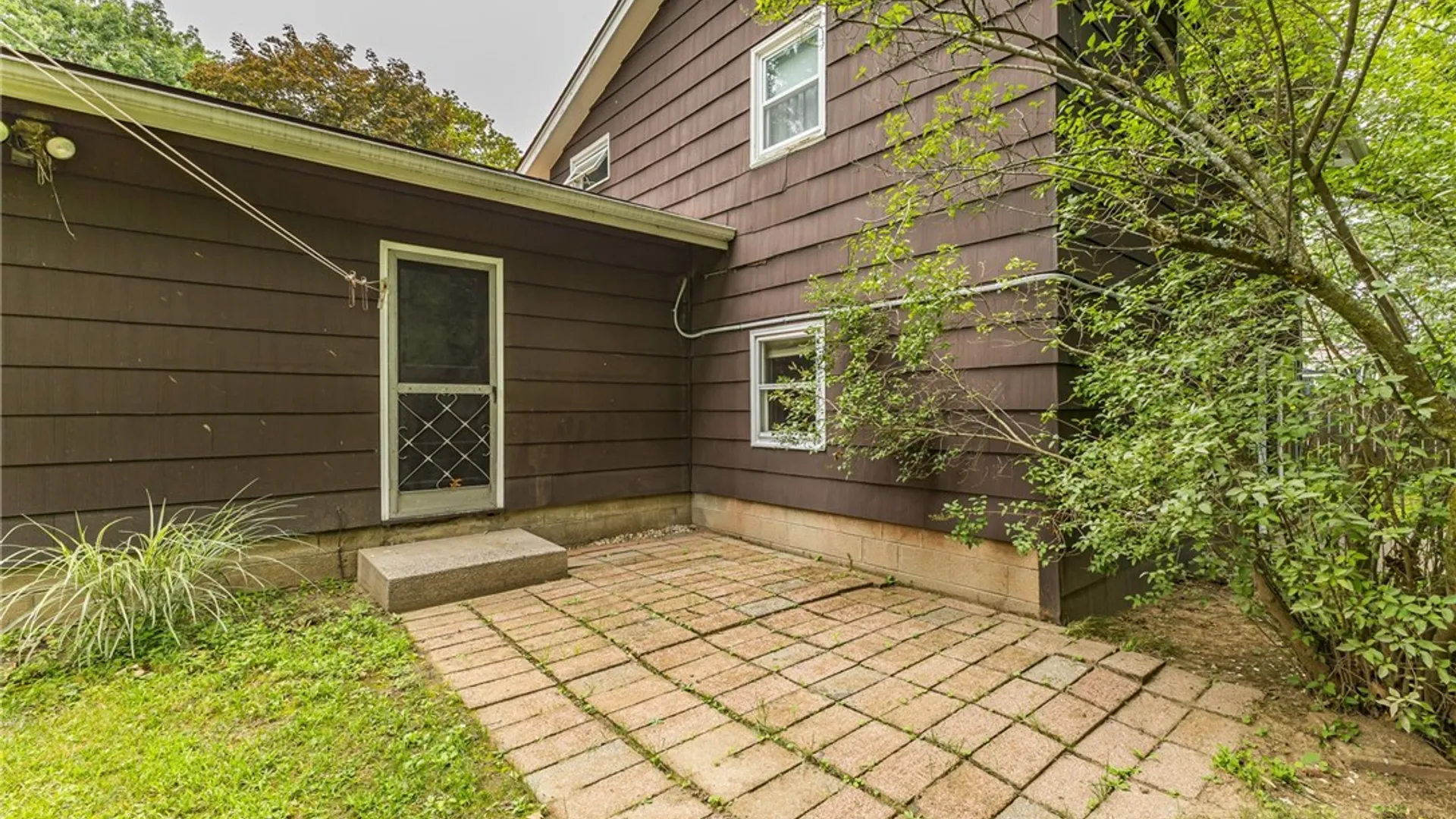 Property at 356 Black Walnut Drive, Greece, NY 14615 31