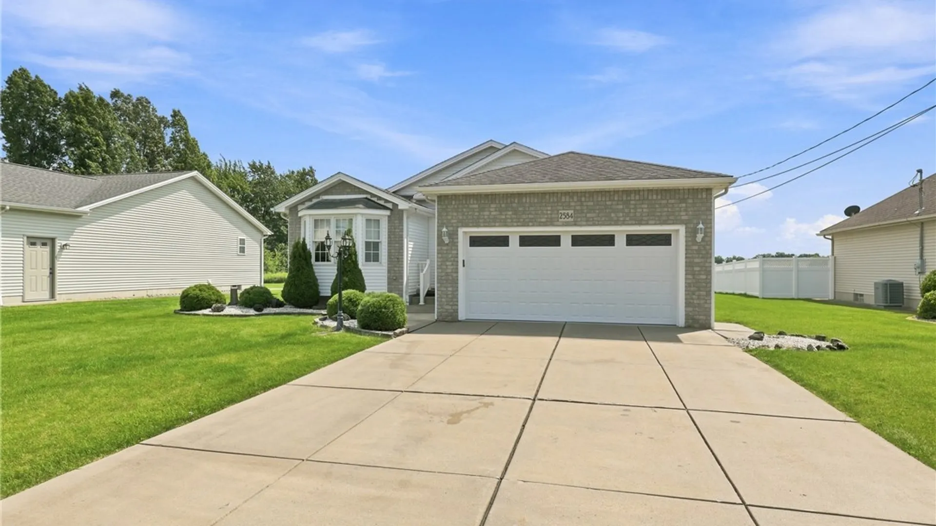 Property at 2584 Ferchen Street, Wheatfield, NY 14304 4