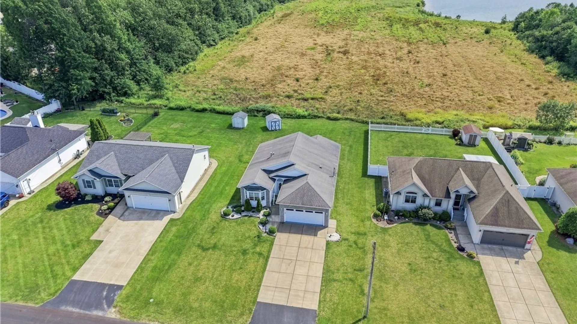 Property at 2584 Ferchen Street, Wheatfield, NY 14304 44
