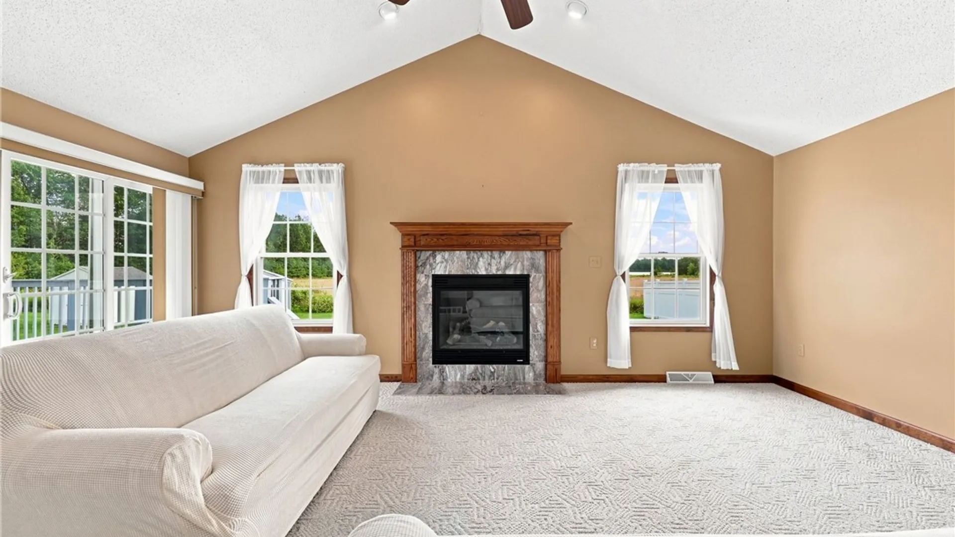 Property at 2584 Ferchen Street, Wheatfield, NY 14304 11