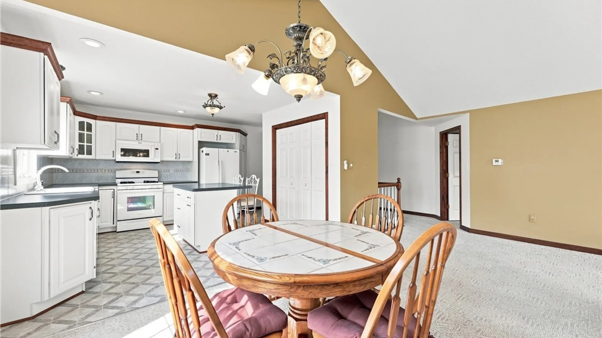 Property at 2584 Ferchen Street, Wheatfield, NY 14304 15