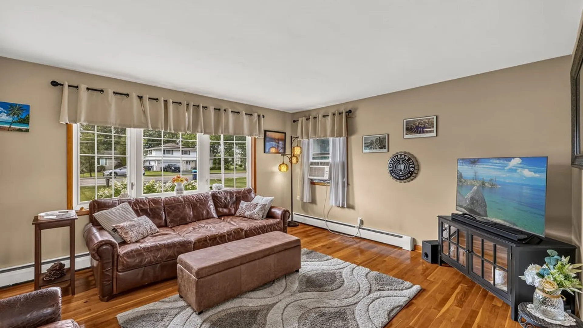 Property at 1543 Bedell Road, Grand Island, NY 14072 5