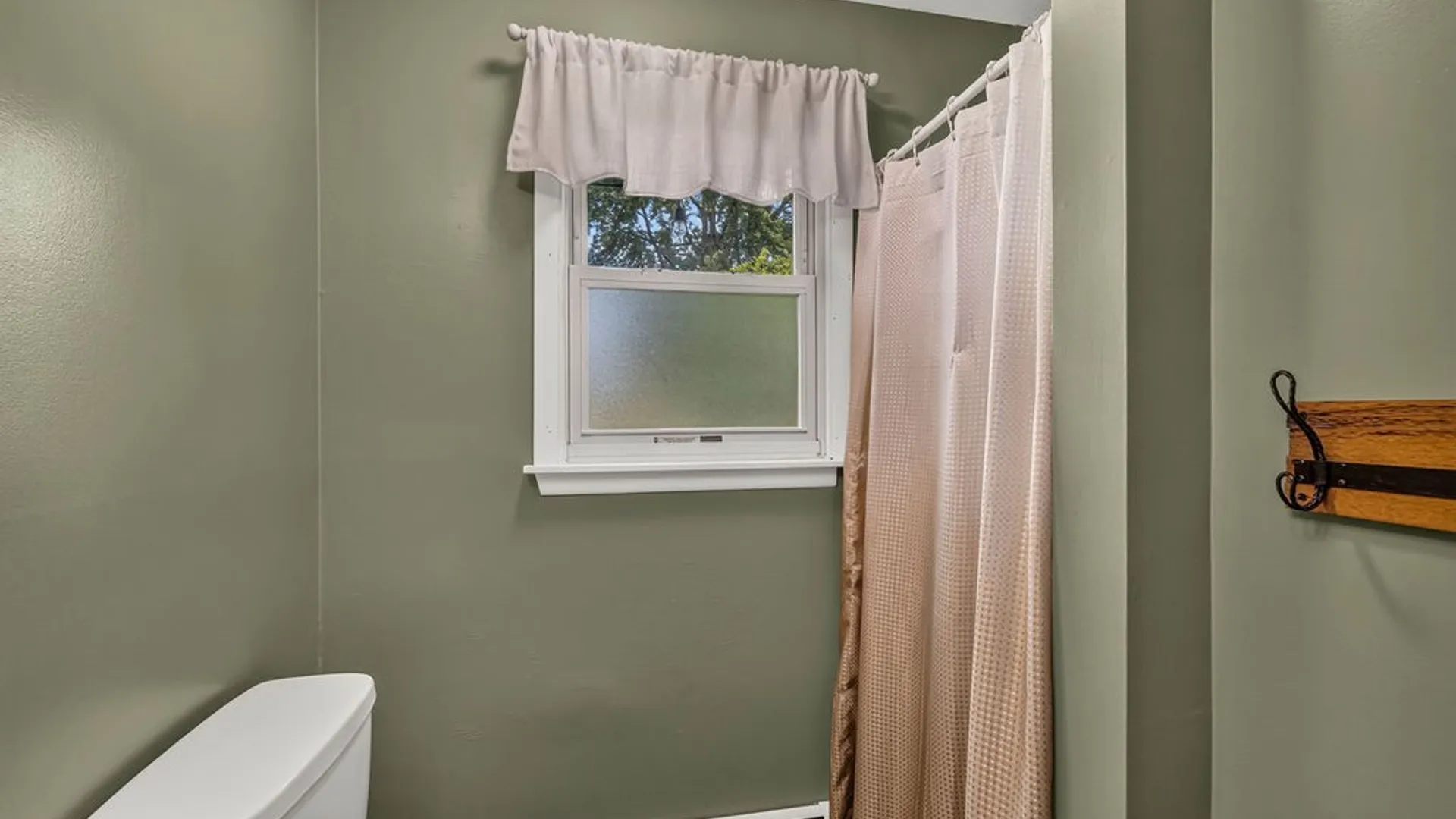 Property at 1543 Bedell Road, Grand Island, NY 14072 14