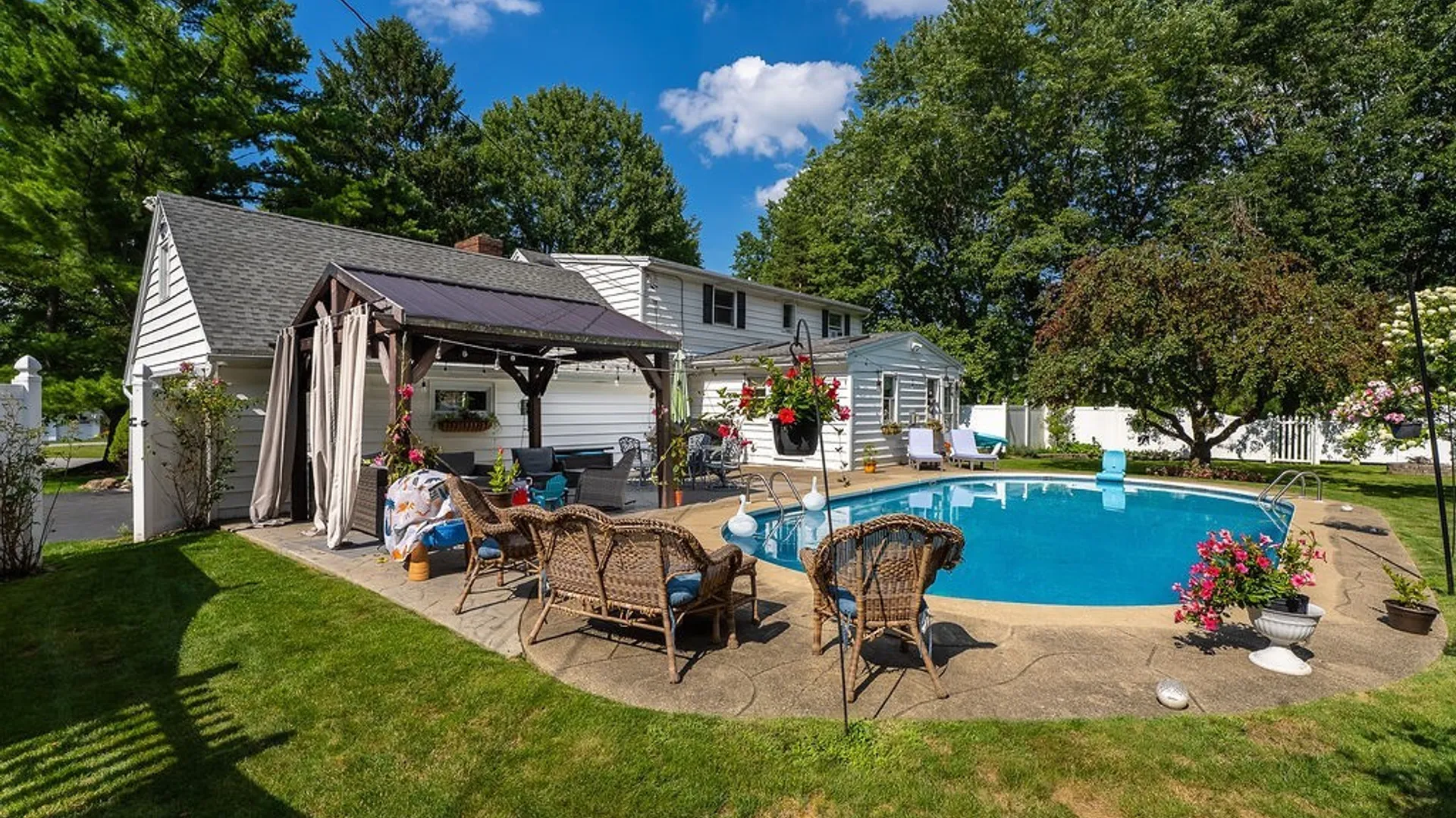 Property at 5293 Ashwood Court, Clarence, NY 14031 42