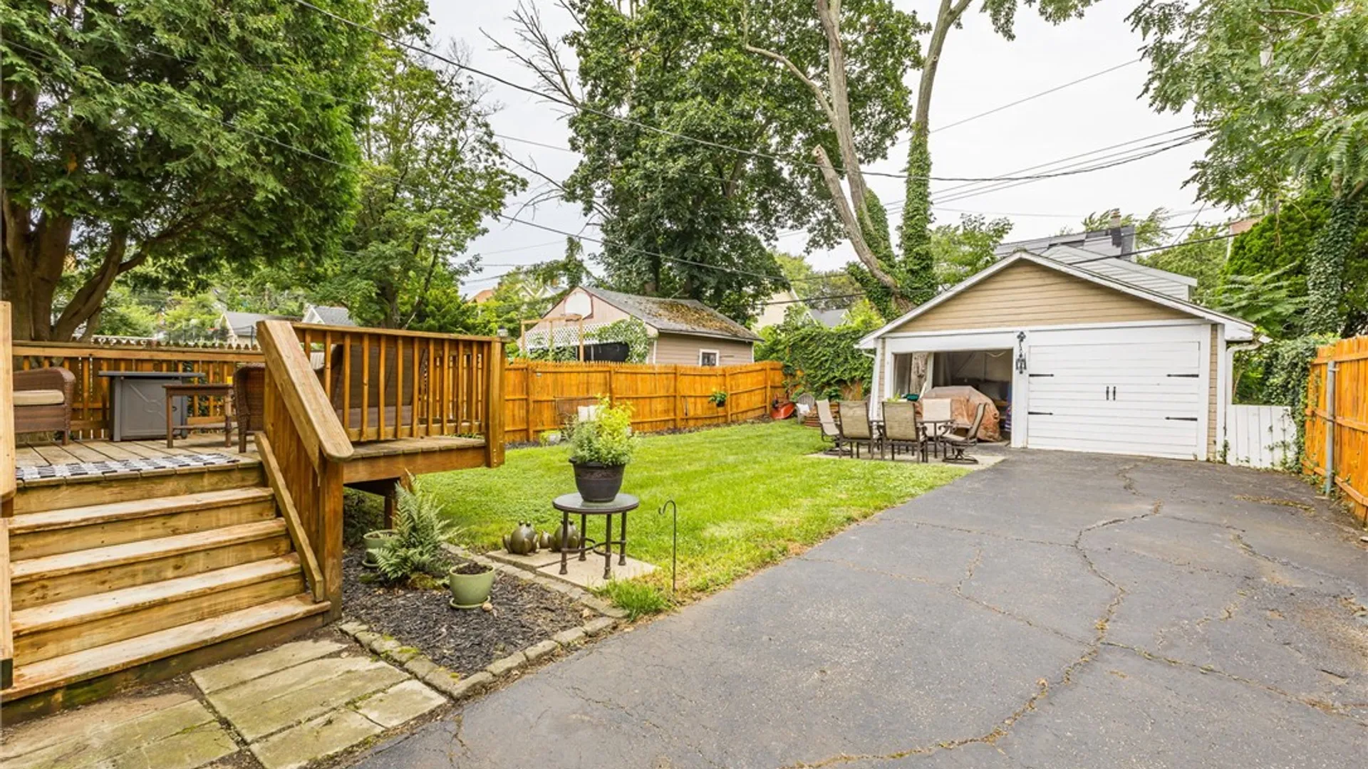 Property at 144 Culver Parkway, Irondequoit, NY 14609 28