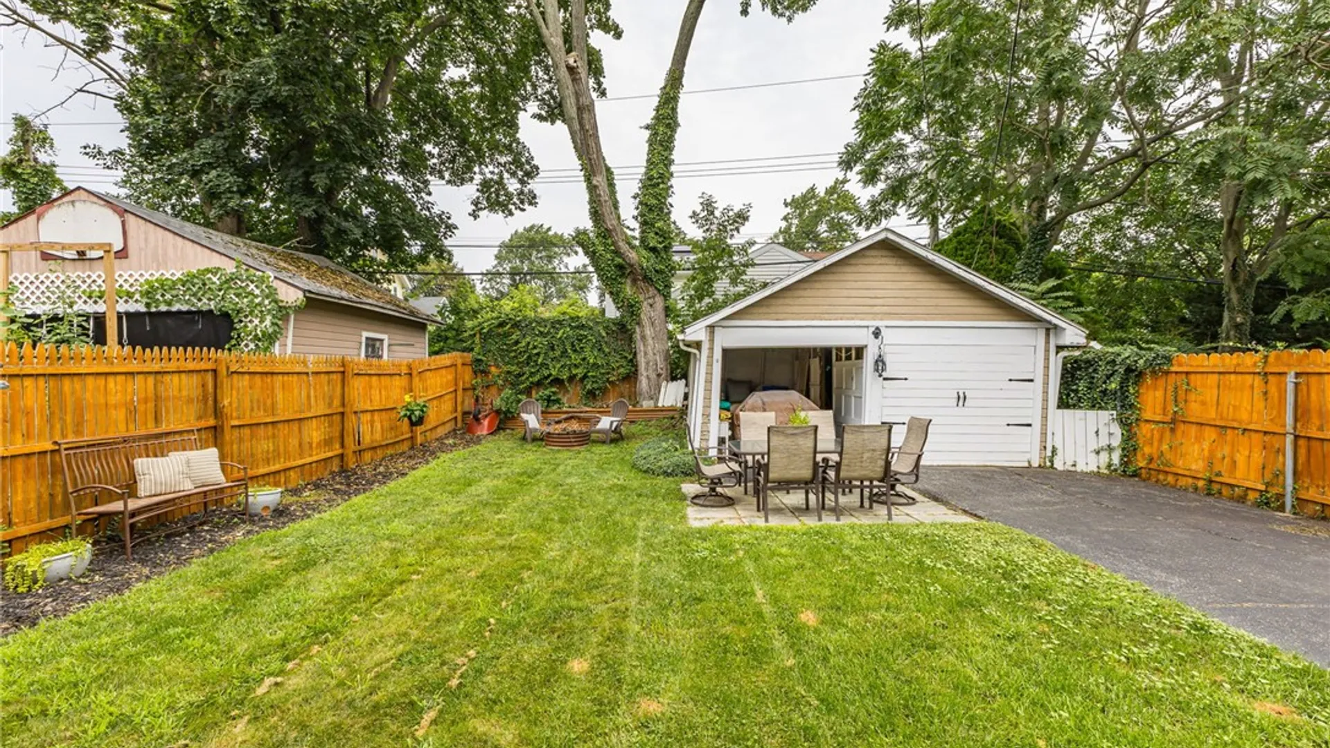 Property at 144 Culver Parkway, Irondequoit, NY 14609 30