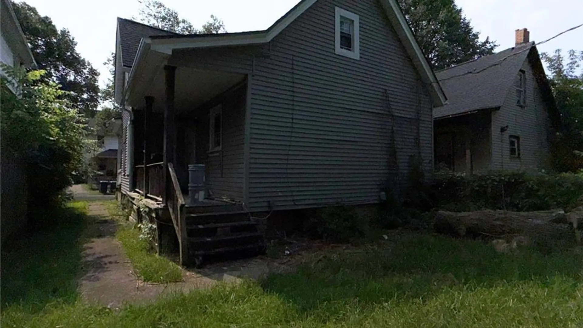 Property at 60 Hoff Street, Rochester, NY 14621 4