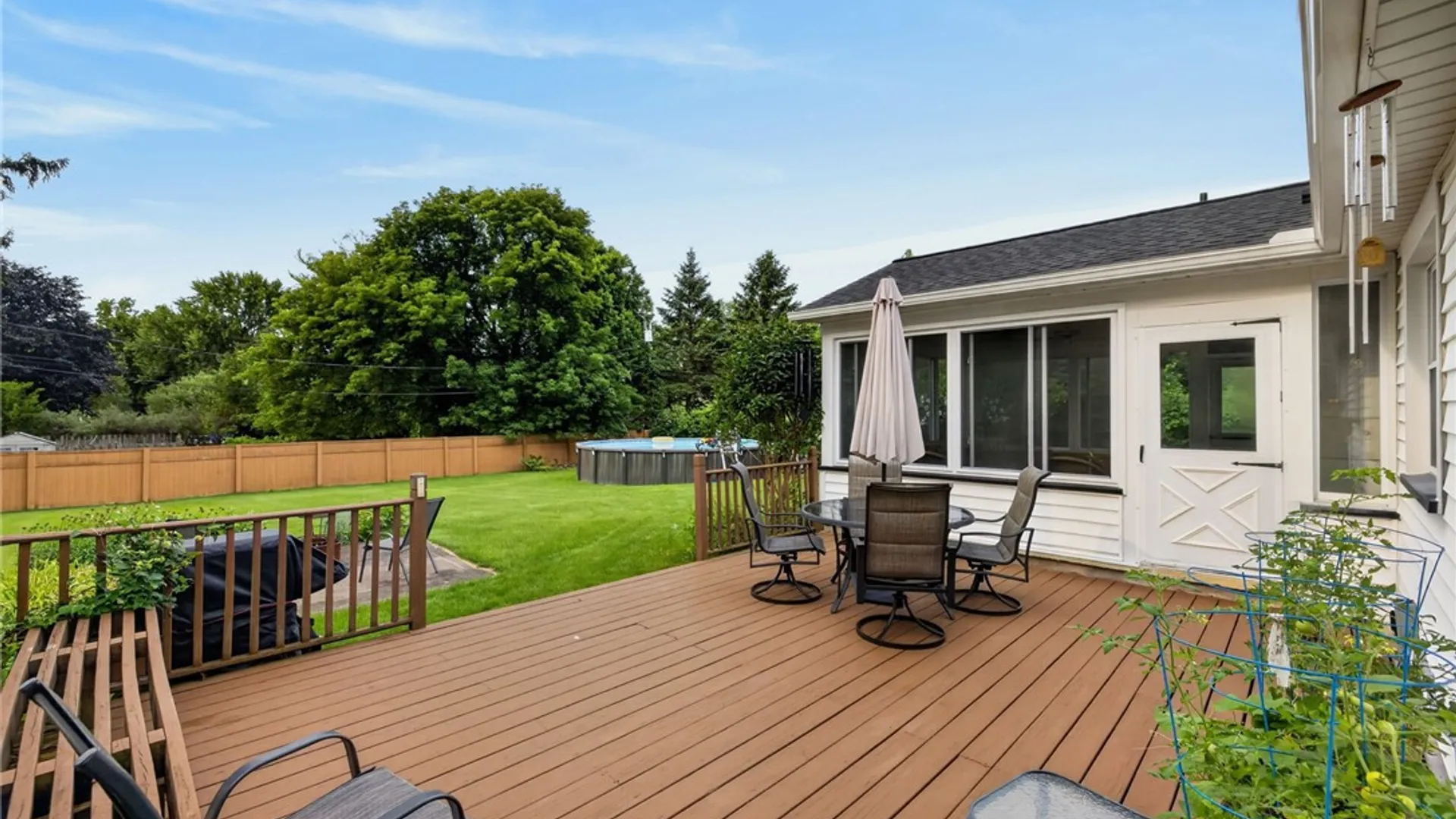 Property at 15 Willowhurst Drive, Penfield, NY 14526 40