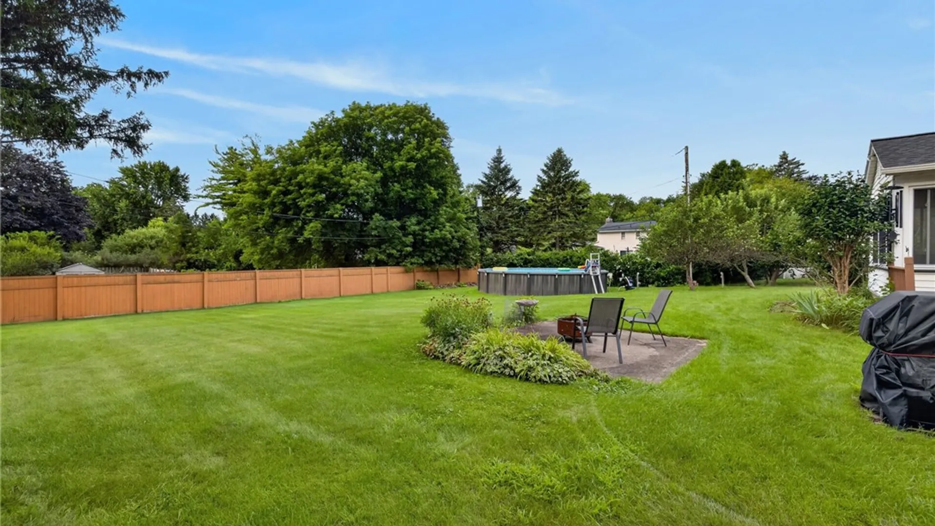 Property at 15 Willowhurst Drive, Penfield, NY 14526 44