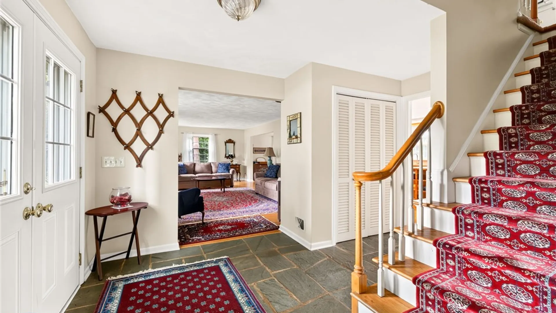 Property at 15 Willowhurst Drive, Penfield, NY 14526 6