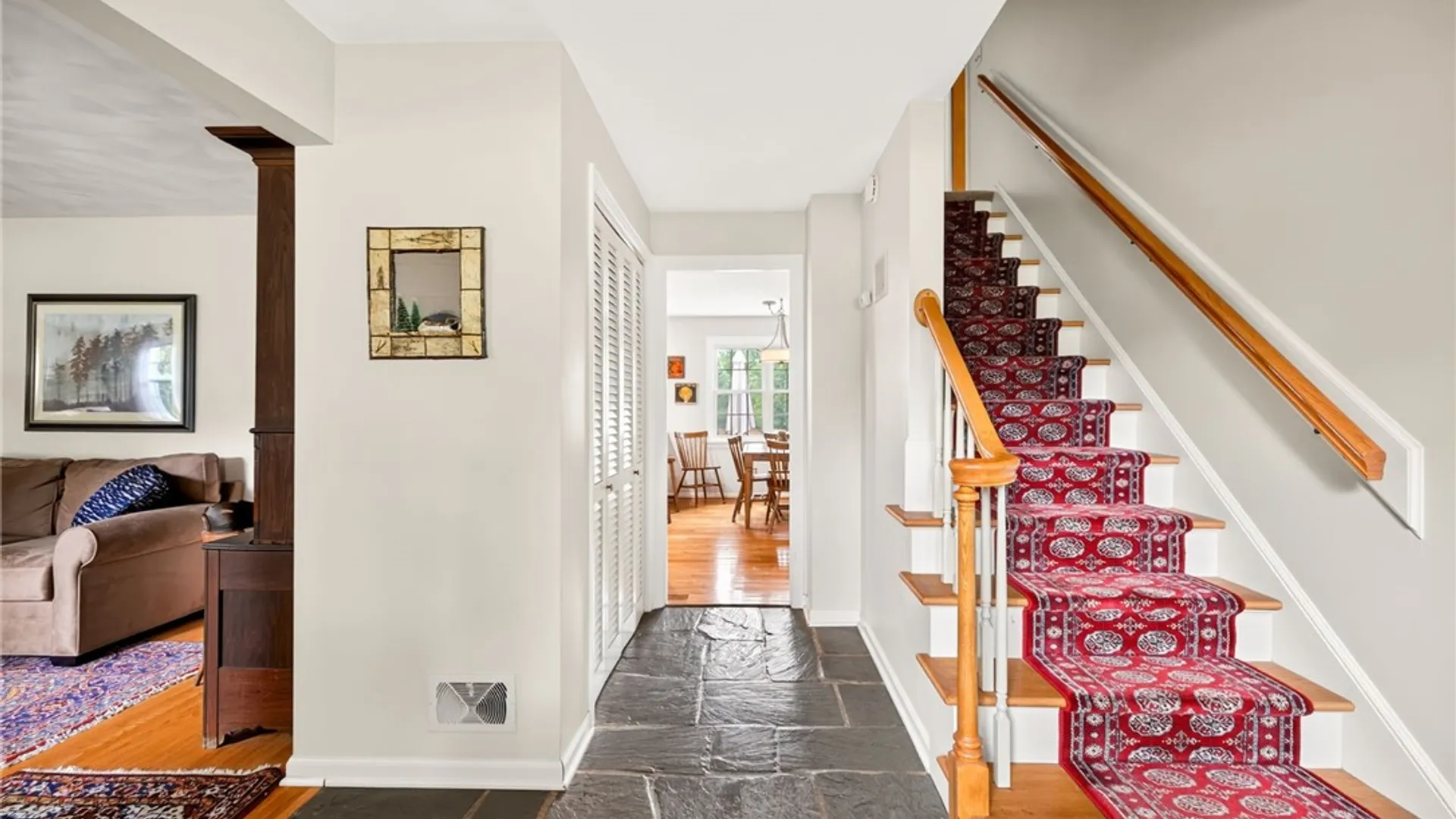 Property at 15 Willowhurst Drive, Penfield, NY 14526 5