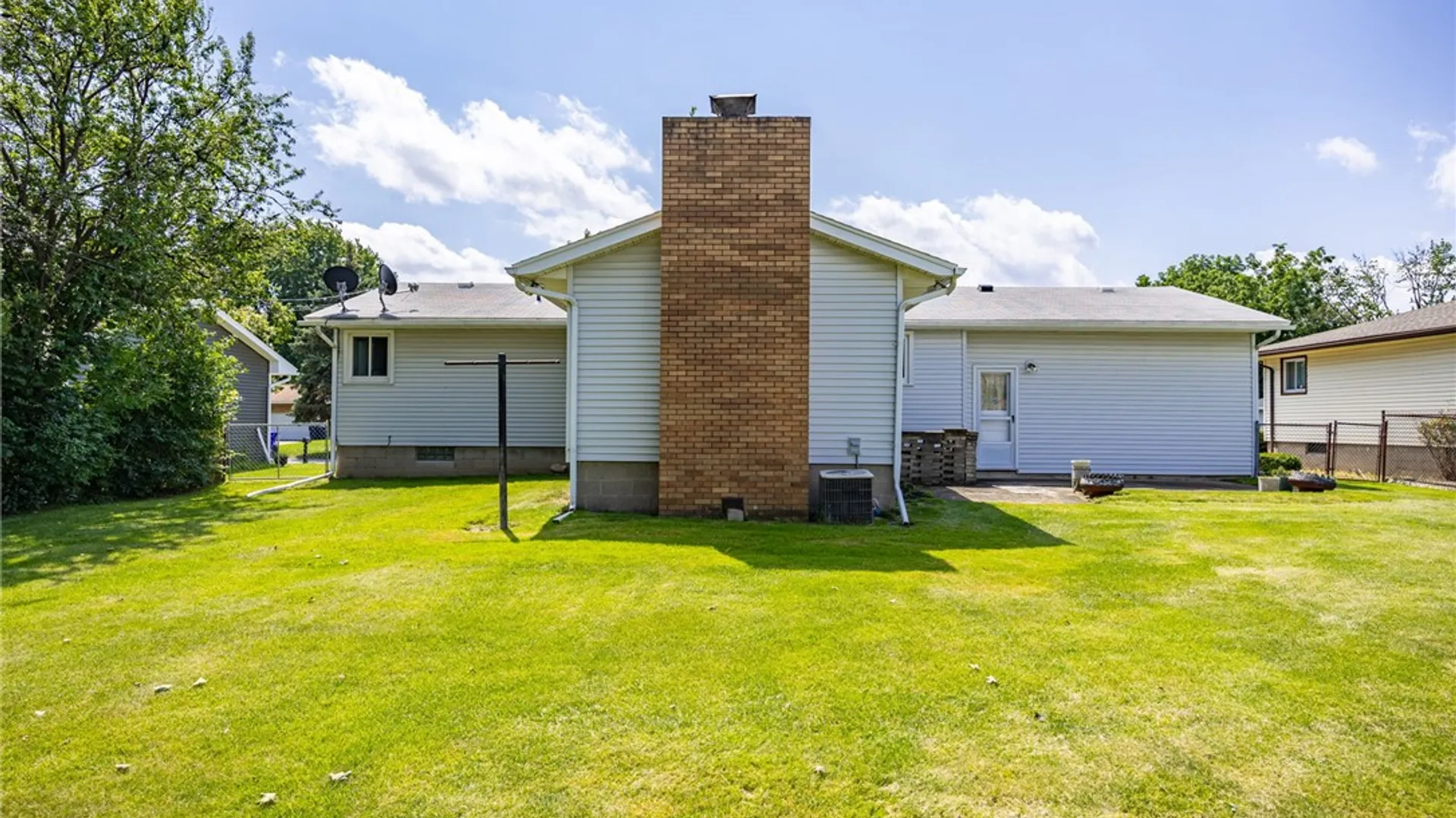 Property at 26 Valencia Drive, Gates, NY 14606 29