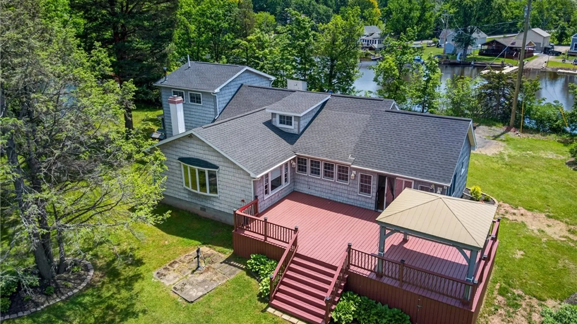 Property at 9 Tannery Street, Carlton, NY 14571 3