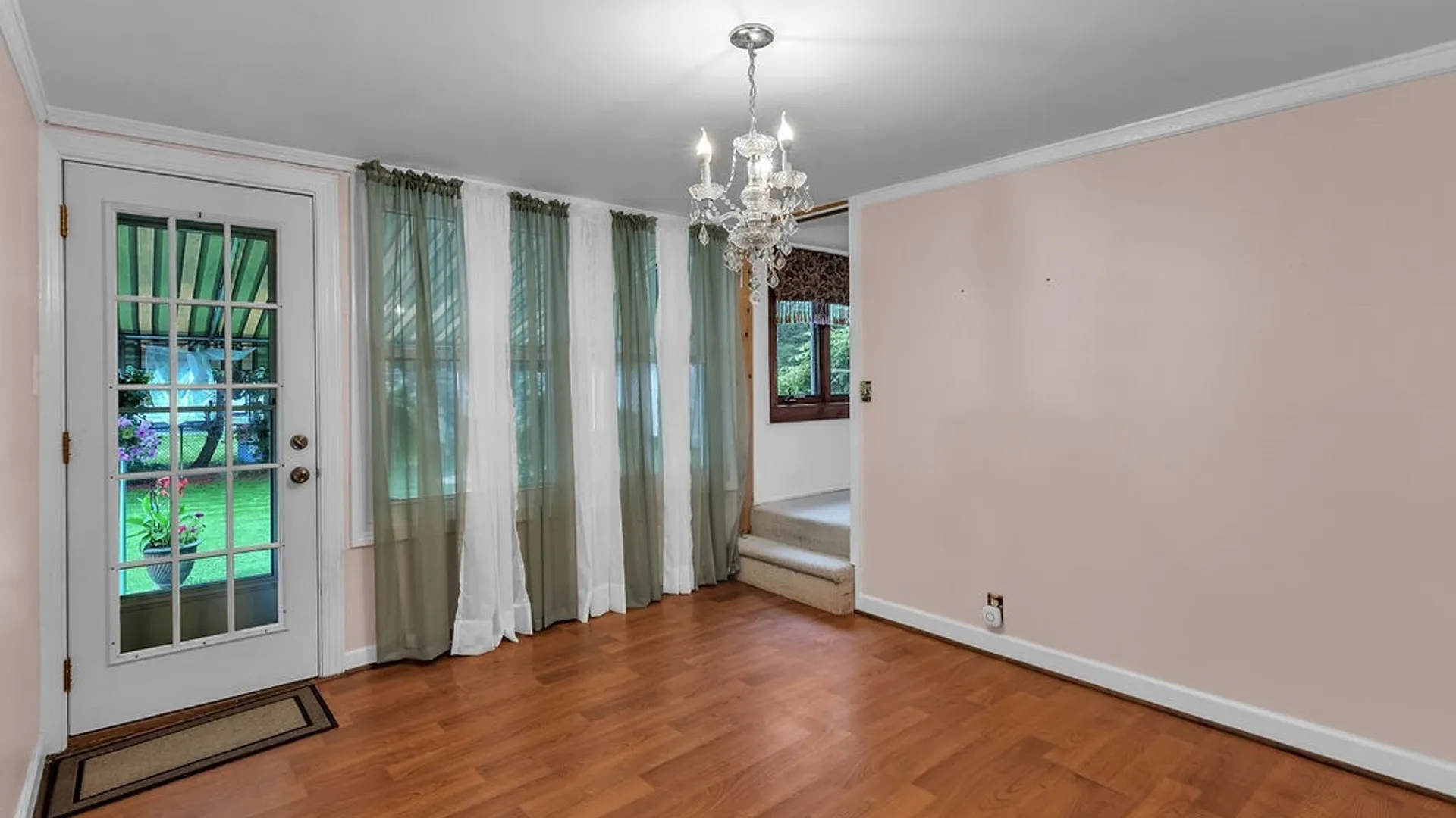 Property at 351 Southwood Drive, Tonawanda, NY 14223 12