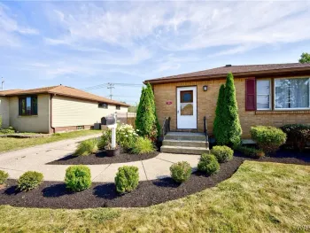 Property at 305 Lydia Lane, Cheektowaga, NY 14225