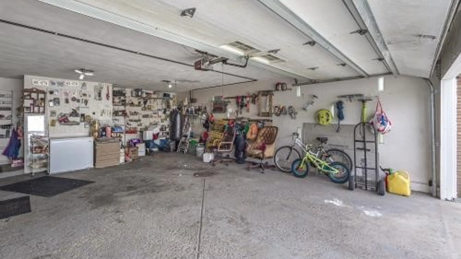 Property at 66 Four Seasons Road, Amherst, NY 14226 35