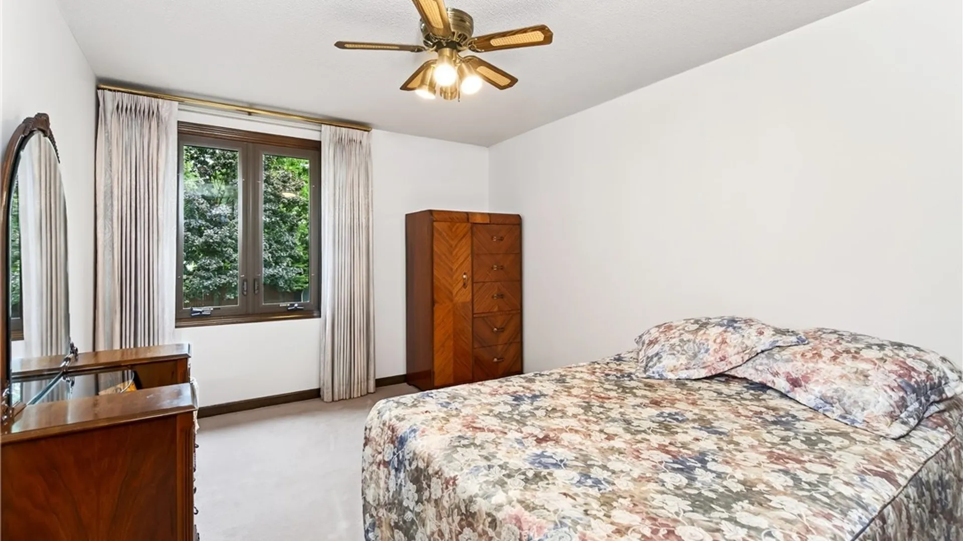 Property at 14 North Lane, Orchard Park, NY 14127 27