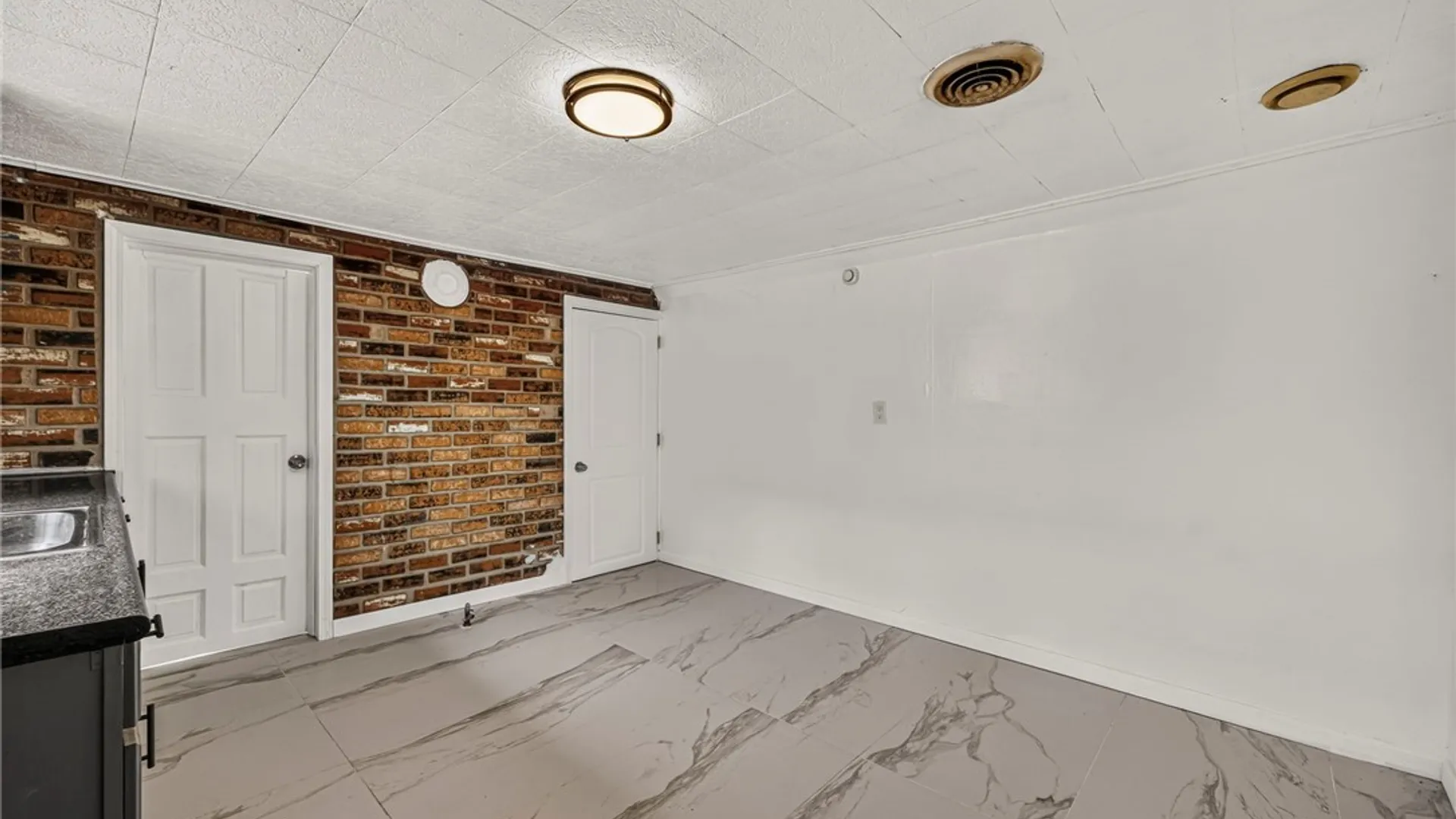 Property at 19 Concord Street, Buffalo, NY 14212 22