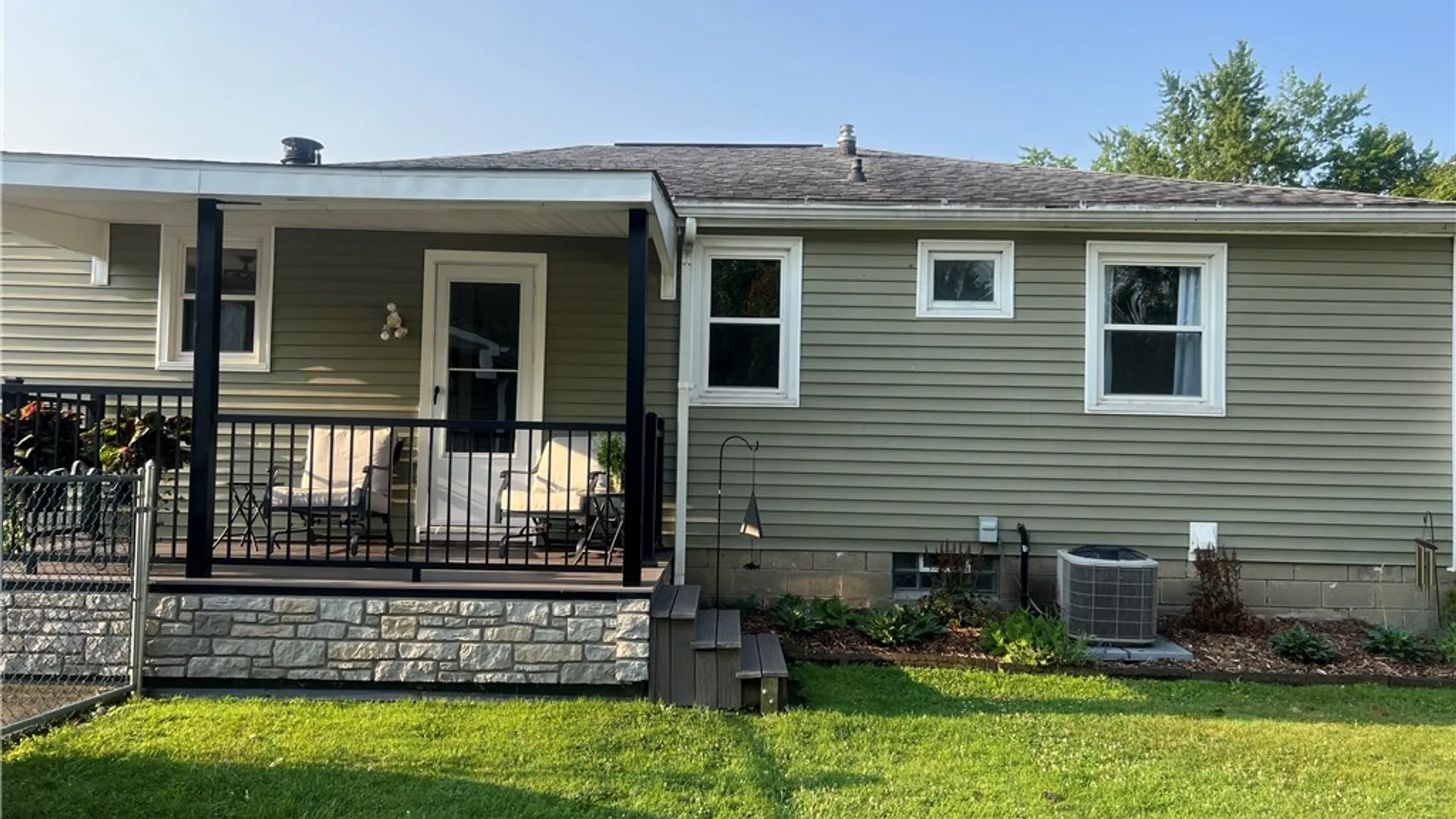 Property at 3712 Yale Ave Avenue, Hamburg, NY 14075 24