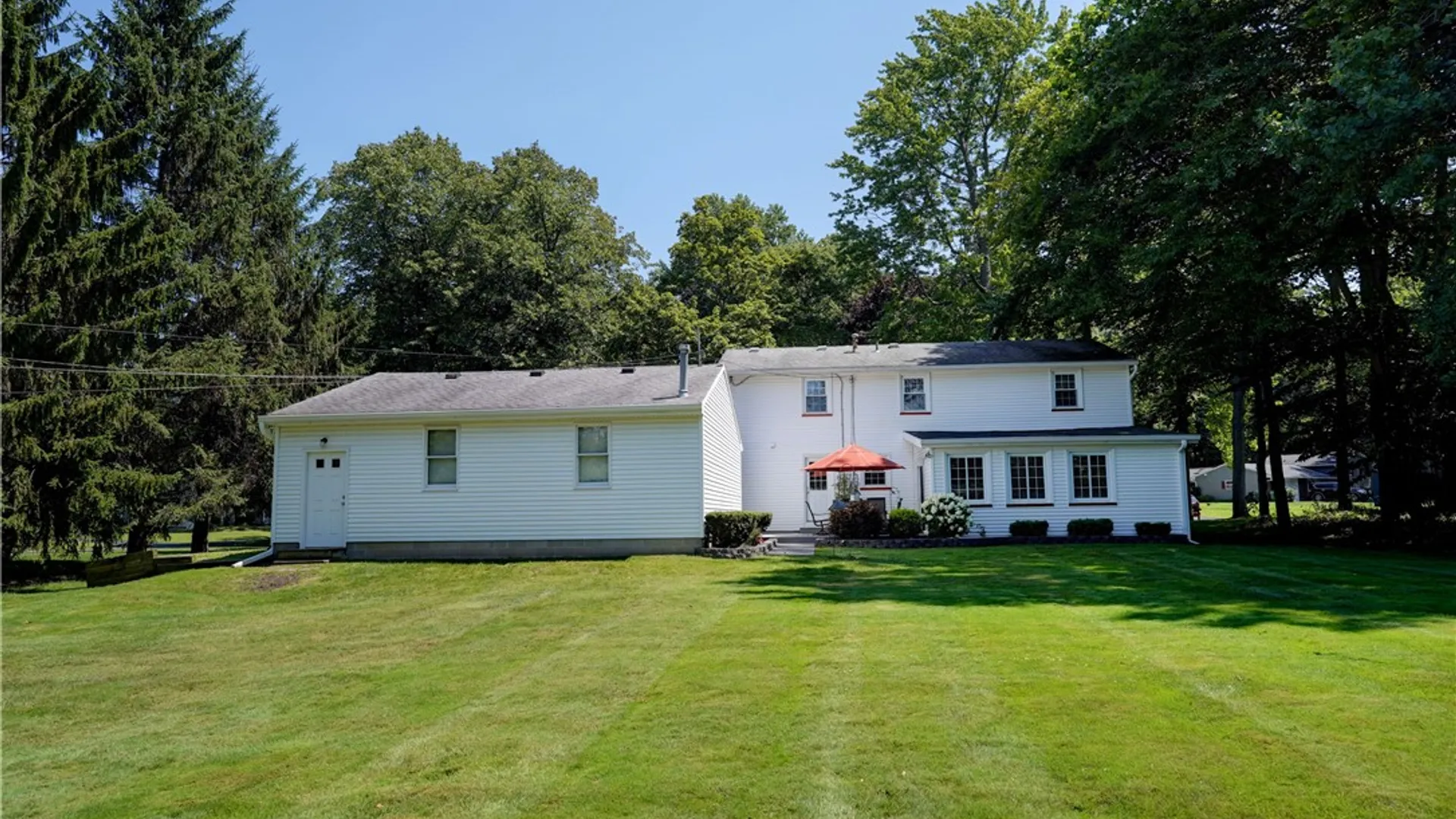 Property at 633 Sequoia Drive, Webster, NY 14580 40