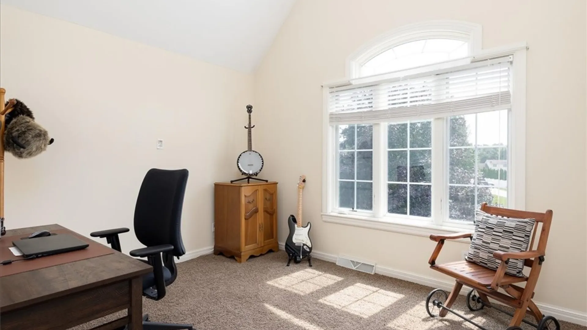Property at 8184 Driftwood Court, Clarence, NY 14221 22