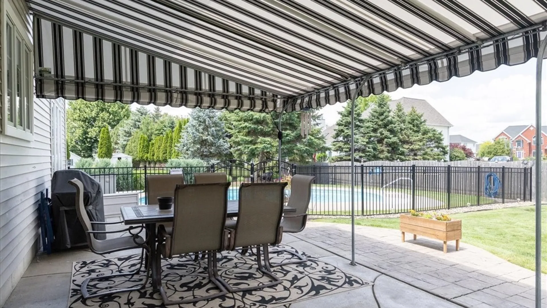 Property at 8184 Driftwood Court, Clarence, NY 14221 25