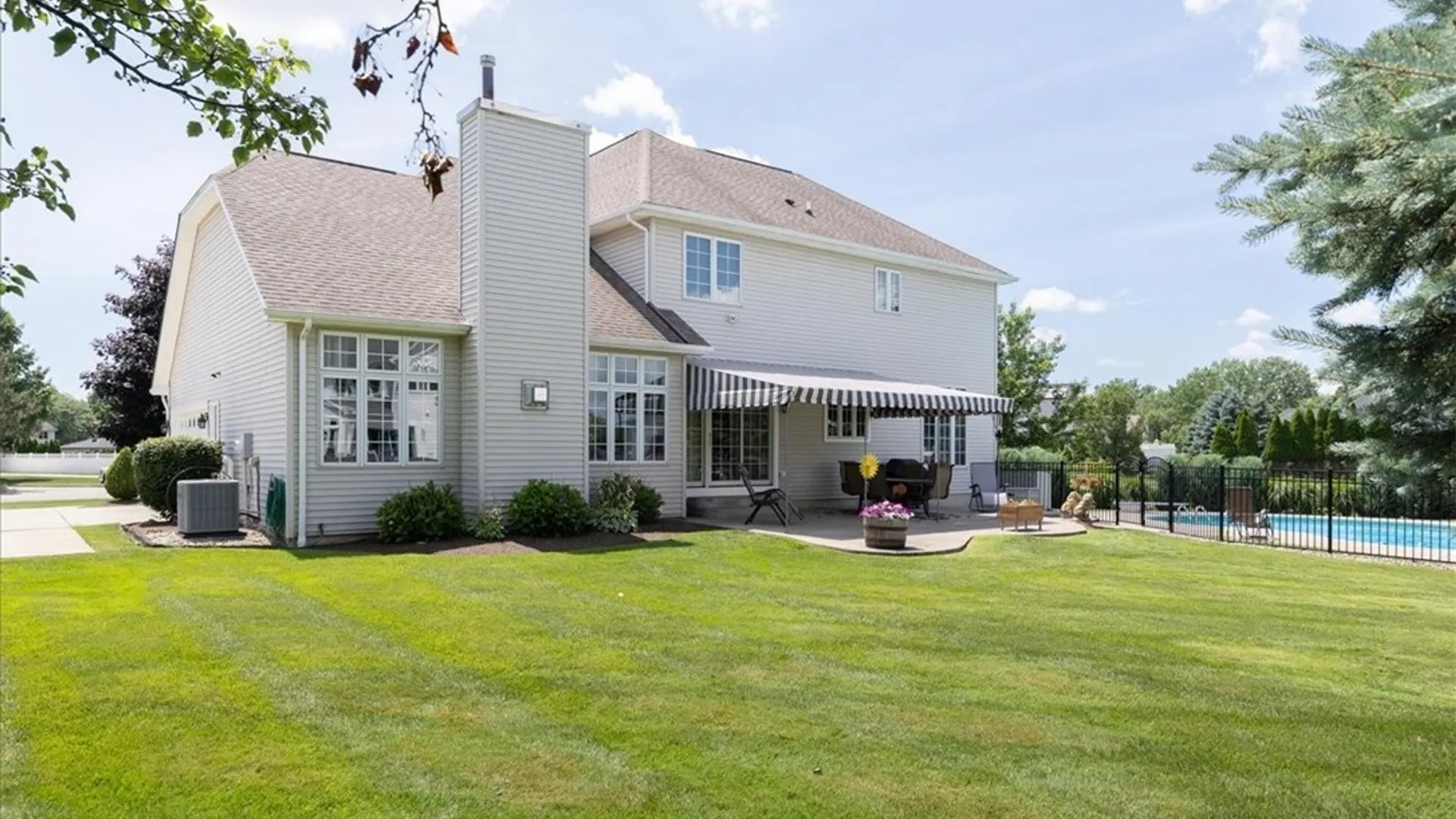 Property at 8184 Driftwood Court, Clarence, NY 14221 31