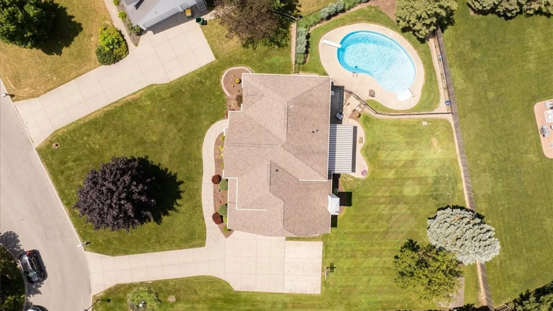 Property at 8184 Driftwood Court, Clarence, NY 14221 37