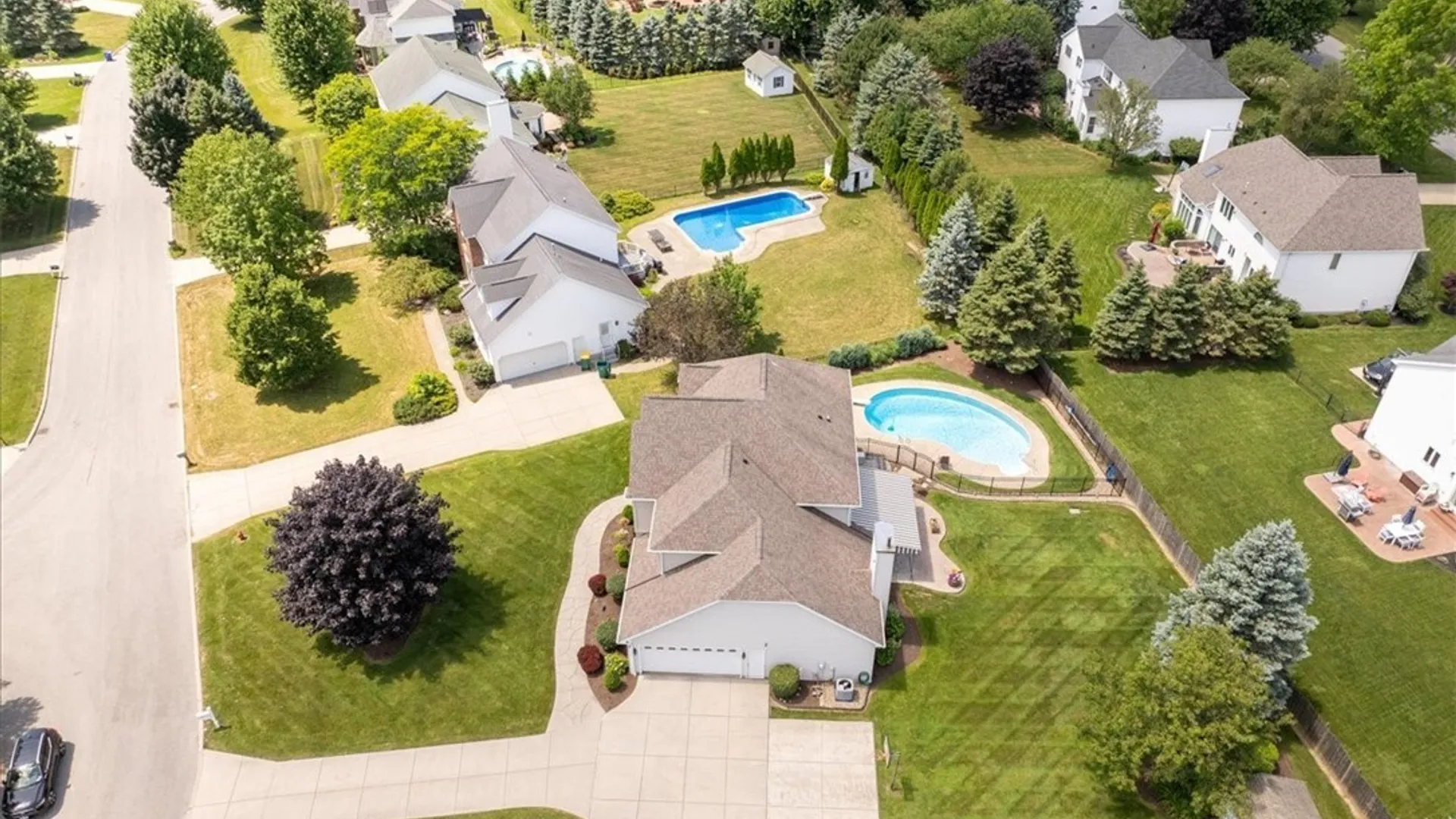 Property at 8184 Driftwood Court, Clarence, NY 14221 38